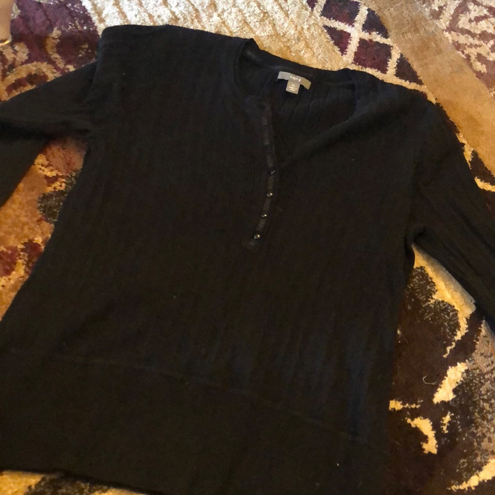 Black shirt